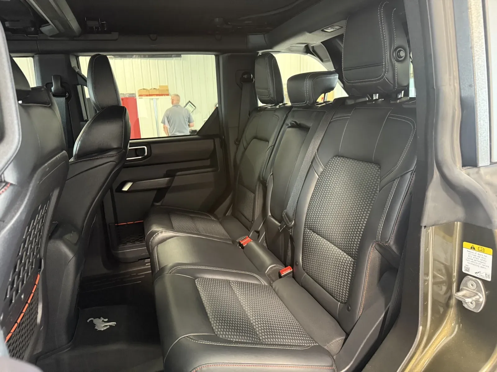 Ford Bronco photo 17