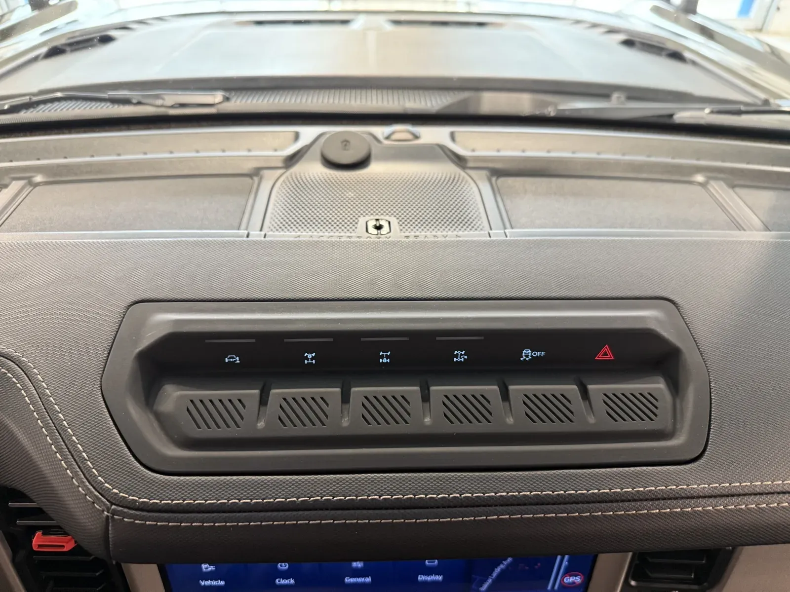 Ford Bronco photo 31