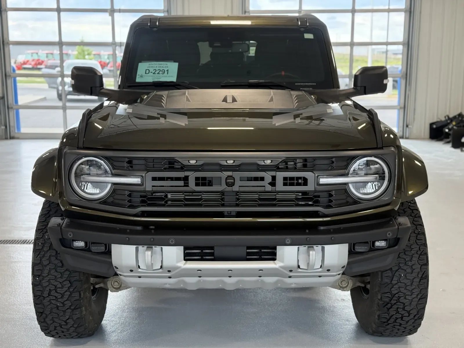 Ford Bronco photo 8