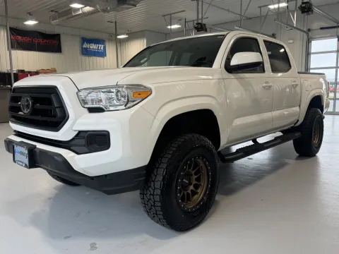 More photos of 2023 Toyota Tacoma SR at CarSwap, SD