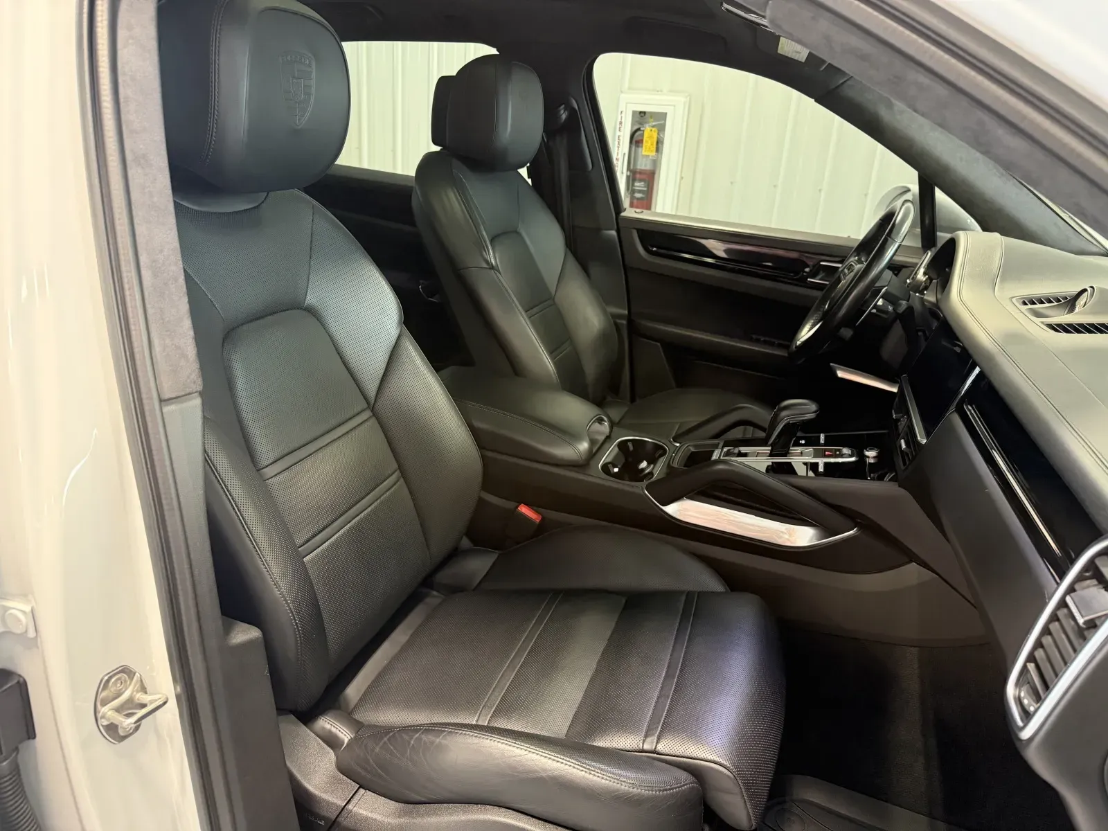 2021 Porsche Cayenne Turbo - Photo 28