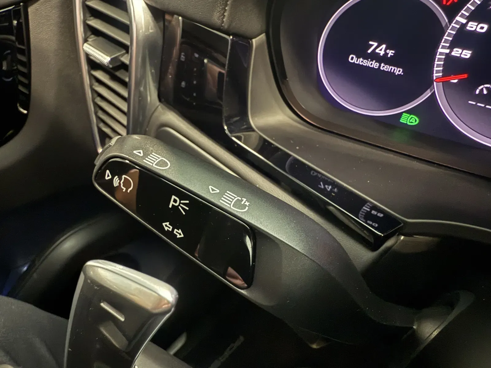 2021 Porsche Cayenne Turbo - Photo 34