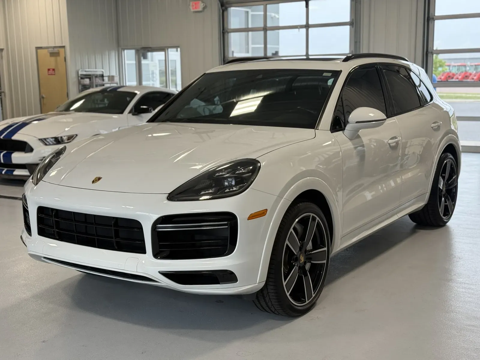 2021 Porsche Cayenne Turbo - Photo 6