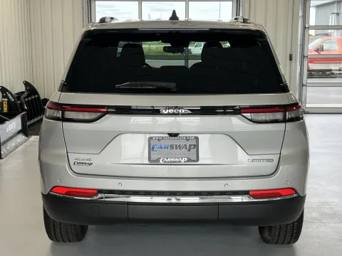 More photos of 2024 Jeep Grand Cherokee Limited at CarSwap, SD