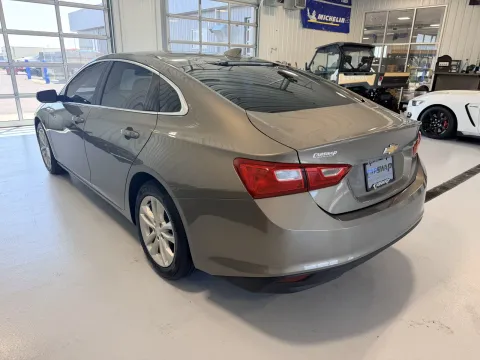 More photos of 2017 Chevrolet Malibu LT at CarSwap, SD