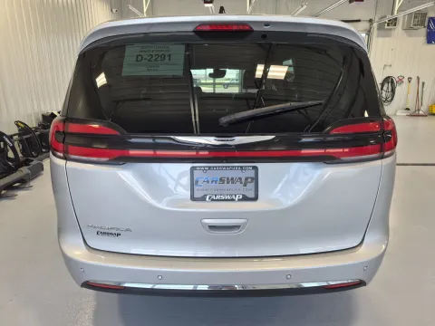 More photos of 2024 Chrysler Pacifica Touring L at CarSwap, SD