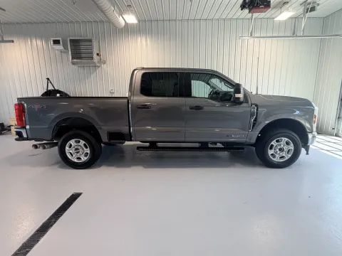 Photos of 2025 Ford F-250SD XLT for sale in Tea, SD at CarSwap