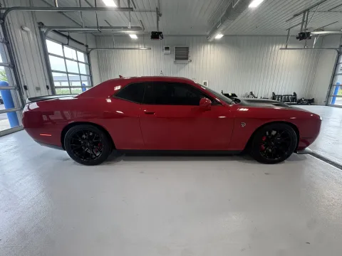 Photos of 2016 Dodge Challenger SRT Hellcat for sale in Tea, SD at CarSwap