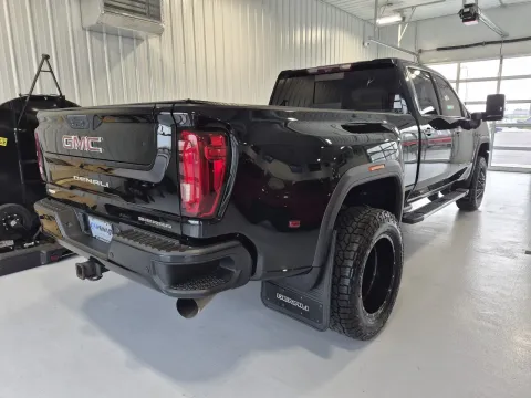 Another view of 2020 GMC Sierra 3500HD Denali for sale in Tea, SD at CarSwap