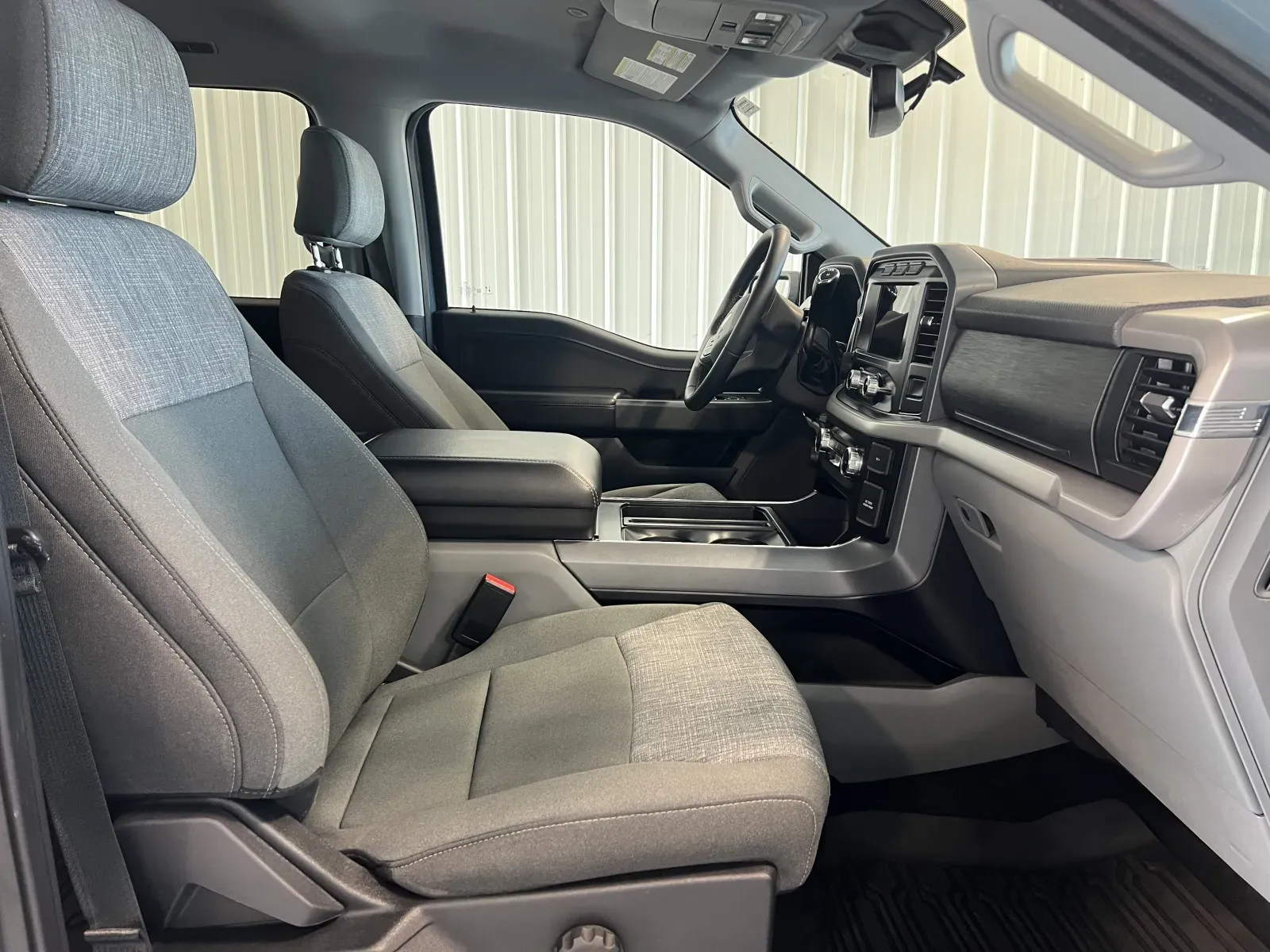 Ford F-150 photo 31