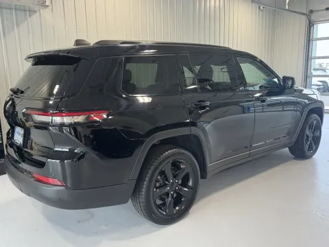 Another view of 2023 Jeep Grand Cherokee L Limited for sale in Tea, SD at CarSwap