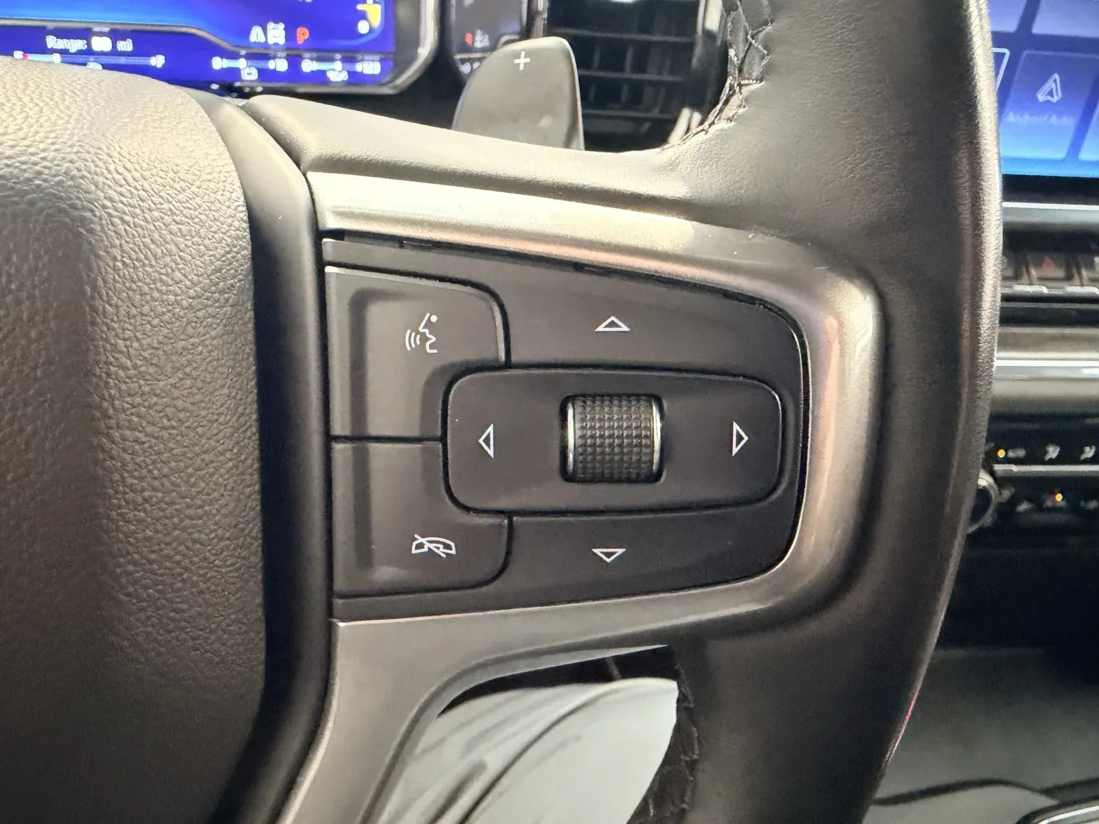 Chevrolet Silverado photo 46