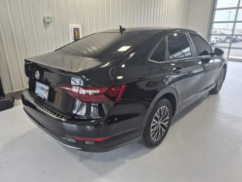 Another view of 2021 Volkswagen Jetta 1.4T SE for sale in Tea, SD at CarSwap