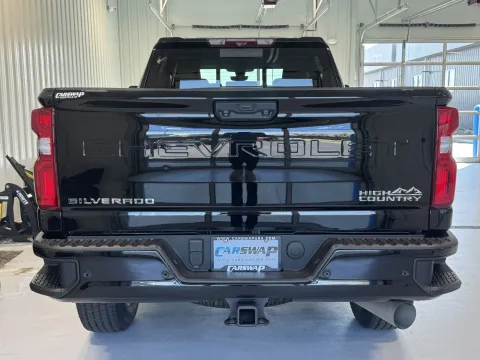 More photos of 2022 Chevrolet Silverado 3500HD High Country at CarSwap, SD