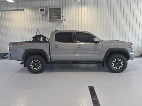 Photos of 2021 Toyota Tacoma TRD Off-Road for sale in Tea, SD at CarSwap
