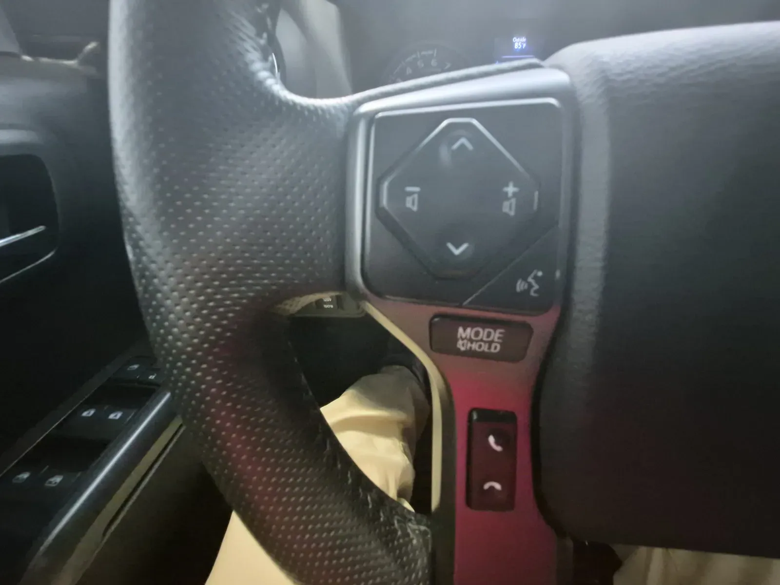 Toyota Tacoma photo 29