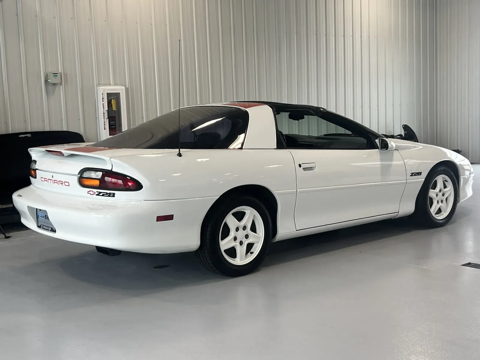 1997 Chevrolet Camaro - Photo 9