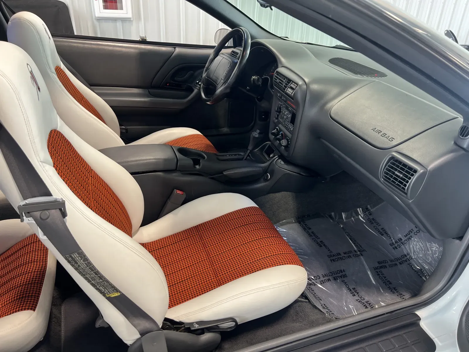 1997 Chevrolet Camaro - Photo 25