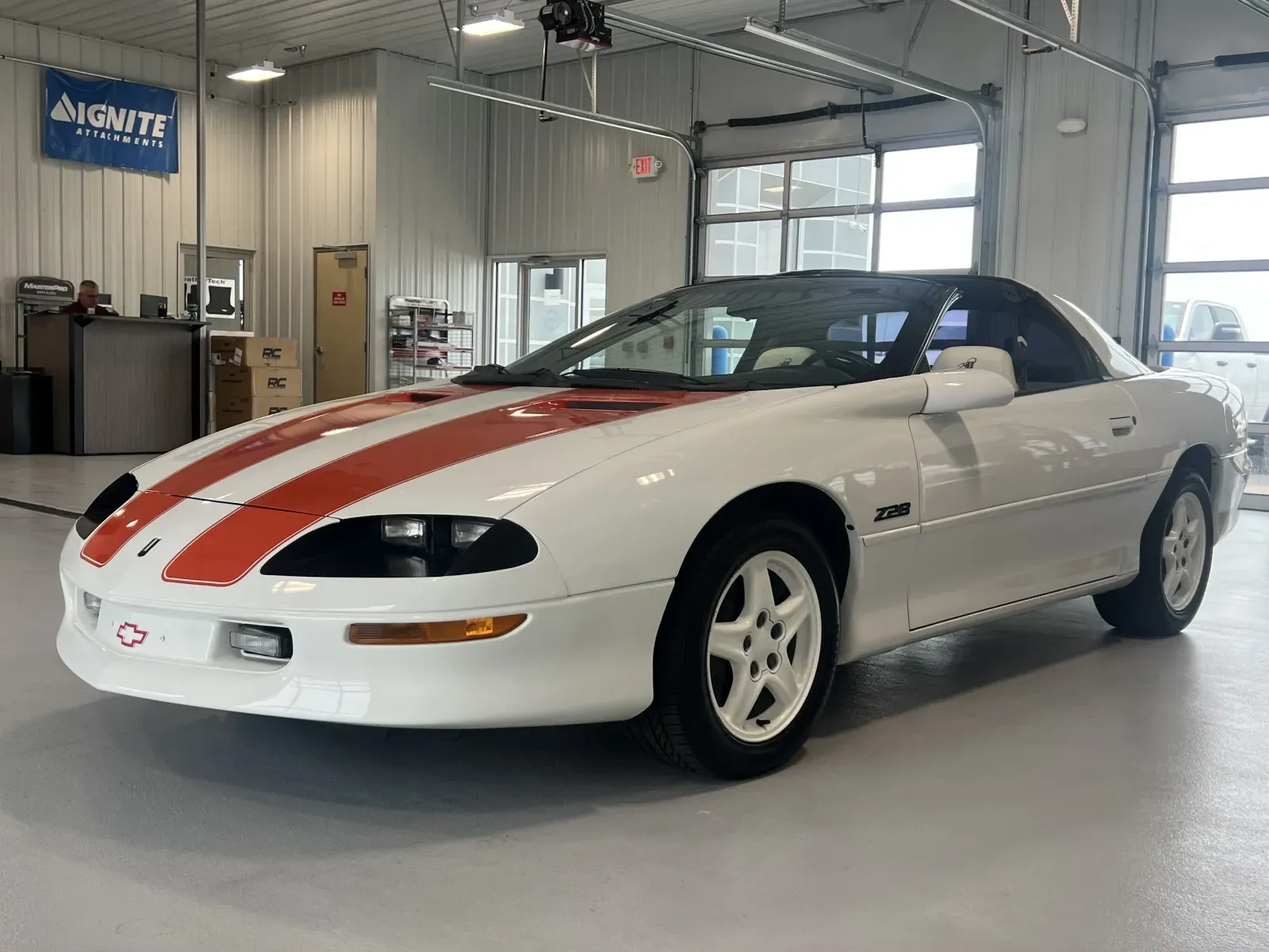 1997 Chevrolet Camaro - Photo 12