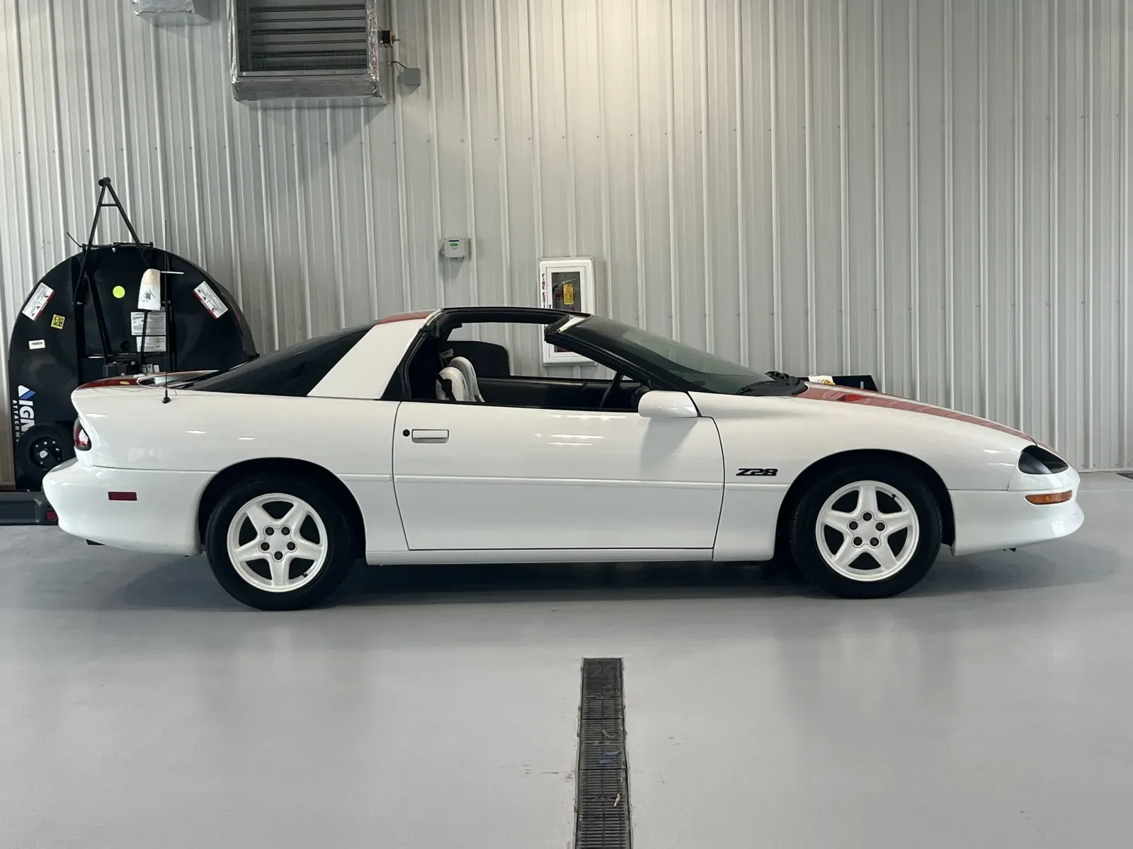 1997 Chevrolet Camaro - Photo 8