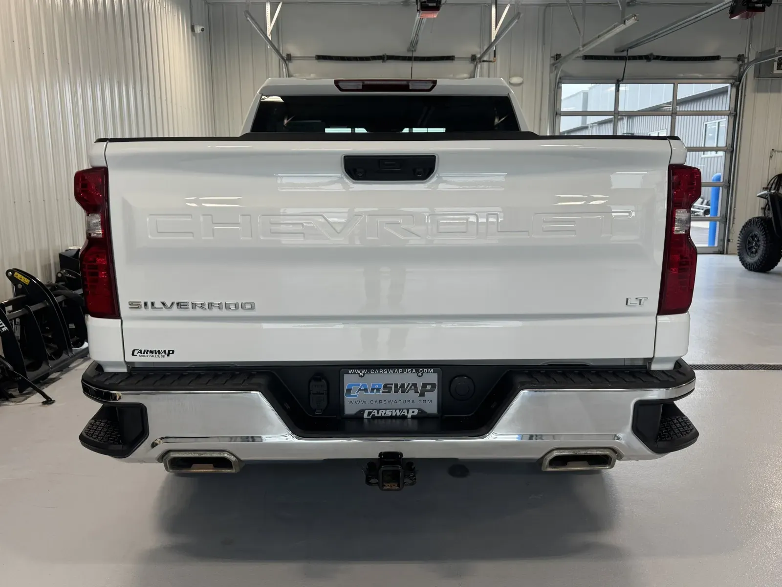 Chevrolet Silverado photo 4