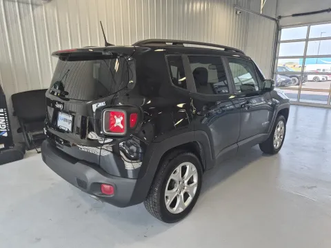 Another view of 2019 Jeep Renegade Limited for sale in Tea, SD at CarSwap
