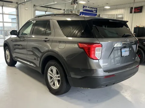 More photos of 2022 Ford Explorer XLT at CarSwap, SD