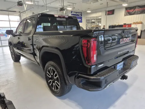 More photos of 2025 GMC Sierra 1500 AT4 at CarSwap, SD
