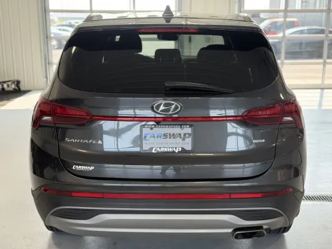 More photos of 2022 Hyundai Santa Fe SE at CarSwap, SD