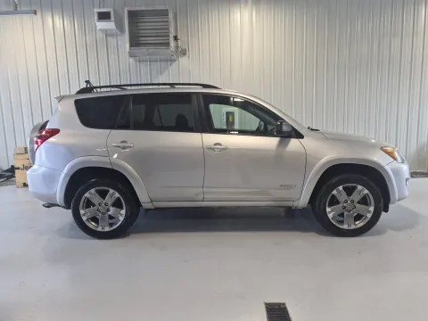Photos of 2009 Toyota RAV4 Sport for sale in Tea, SD at CarSwap