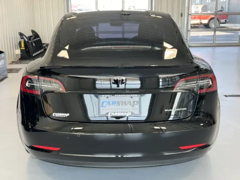 More photos of 2022 Tesla Model 3 Long Range at CarSwap, SD