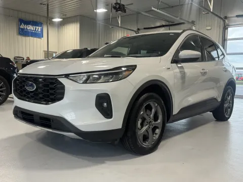 More photos of 2025 Ford Escape ST-Line Select at CarSwap, SD