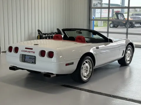 More photos of 1996 Chevrolet Corvette at CarSwap, SD