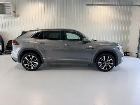 Photos of 2024 Volkswagen Atlas Cross Sport 2.0T SEL Premium R-Line for sale in Tea, SD at CarSwap