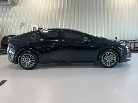 Photos of 2024 Toyota Prius Limited for sale in Tea, SD at CarSwap