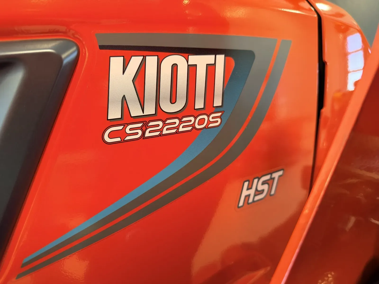 Kioti CS2220HB photo 9
