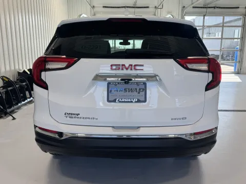 More photos of 2024 GMC Terrain SLT at CarSwap, SD
