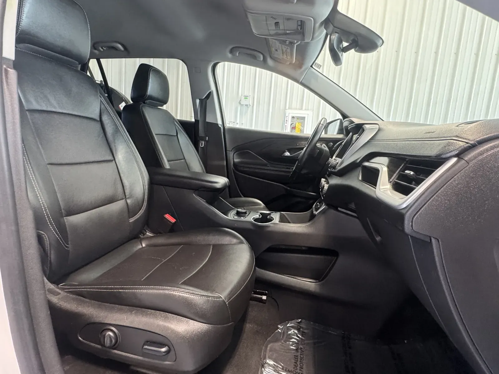 GMC Terrain photo 24