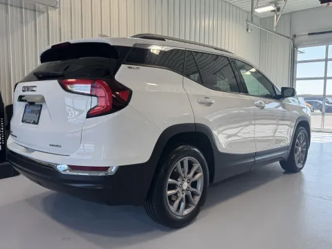 Another view of 2024 GMC Terrain SLT for sale in Tea, SD at CarSwap