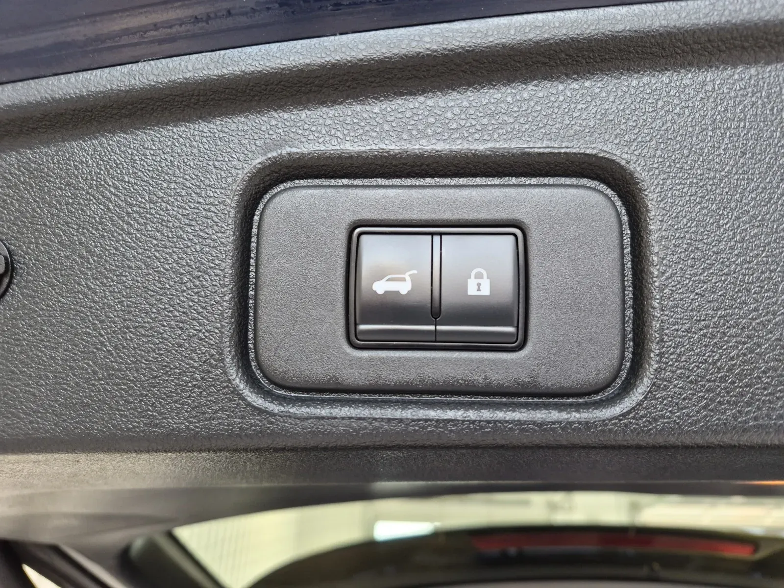 Nissan Pathfinder photo 17