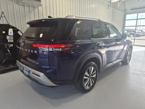 Another view of 2025 Nissan Pathfinder SL for sale in Tea, SD at CarSwap