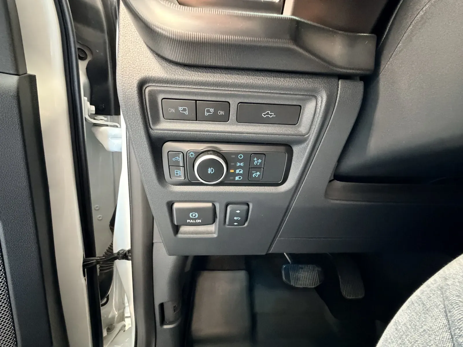 Ford F-150 photo 33