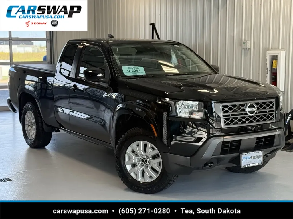 Black 2023 Nissan Frontier SV for sale in Tea, SD