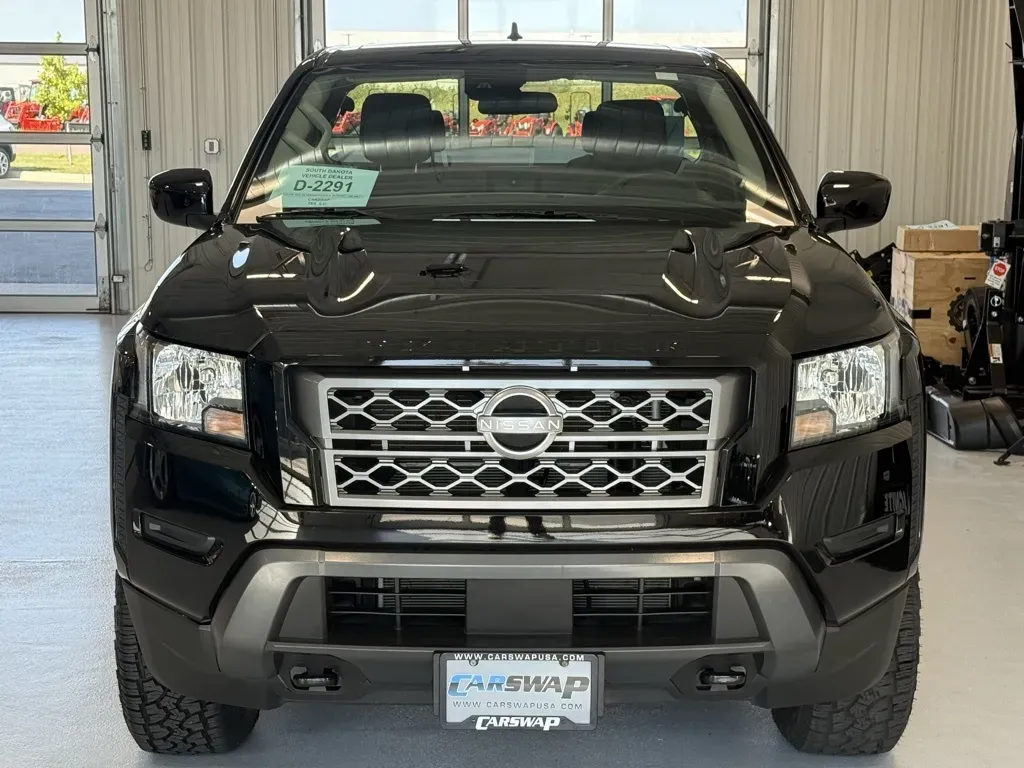 Nissan Frontier photo 7