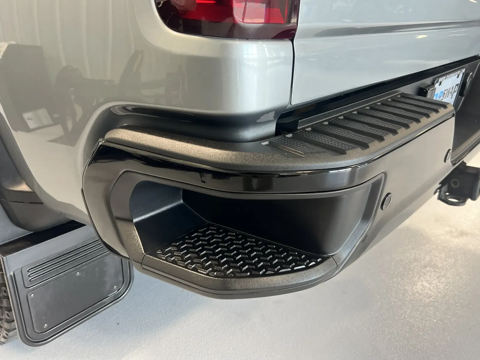 Chevrolet Silverado photo 23