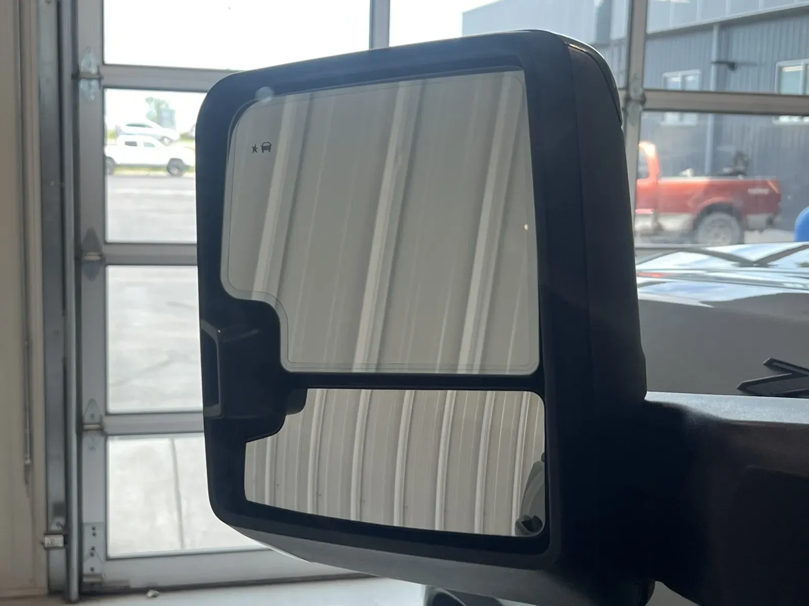 Chevrolet Silverado photo 9