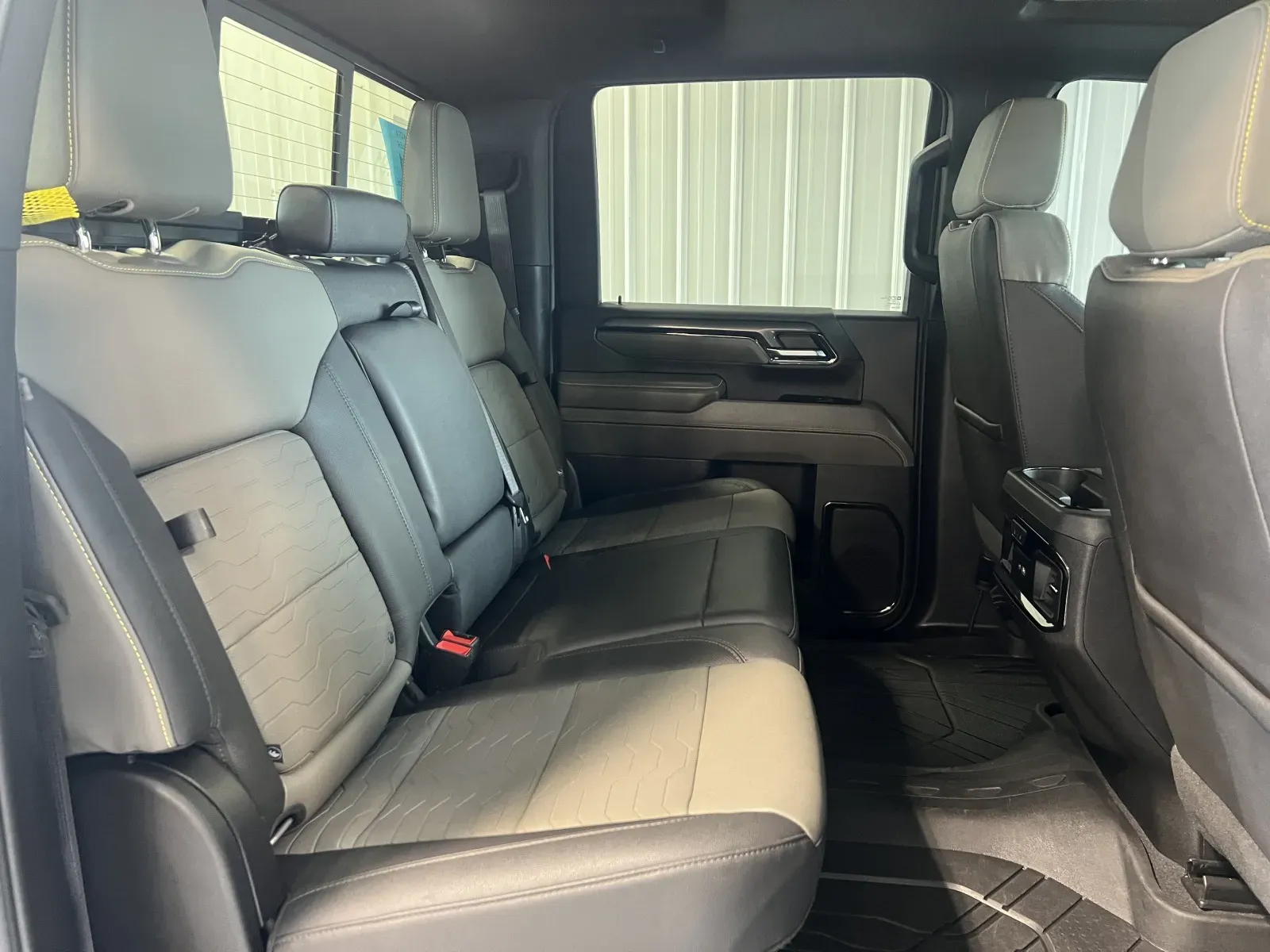 Chevrolet Silverado photo 31