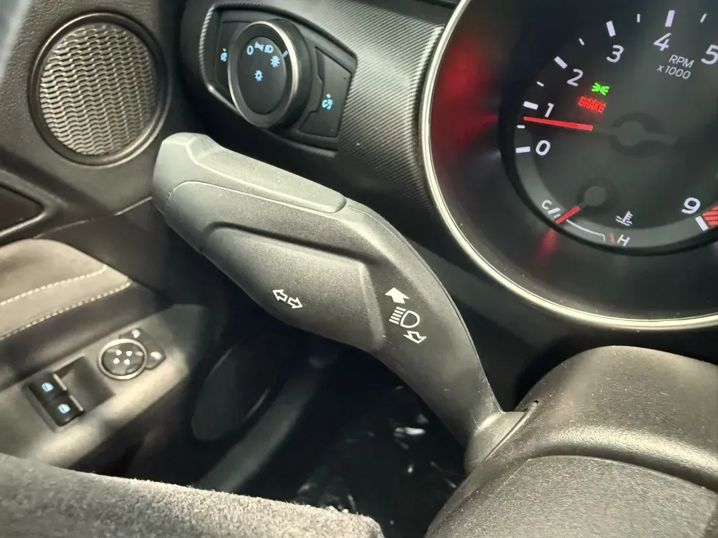 Ford Mustang photo 24