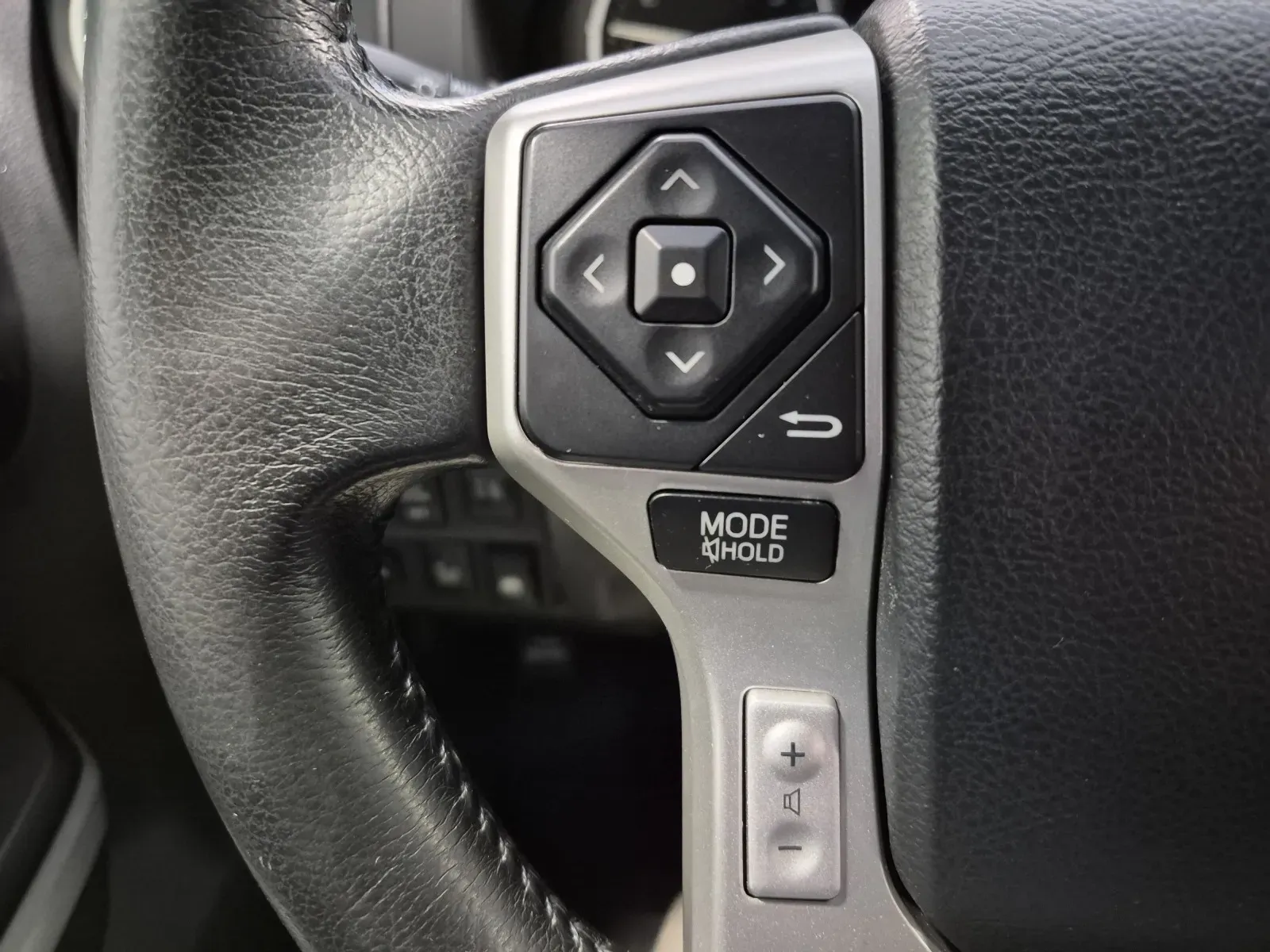 Toyota Tundra photo 31