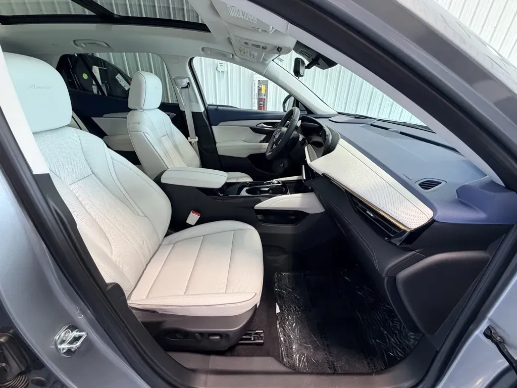 Buick Envision photo 29